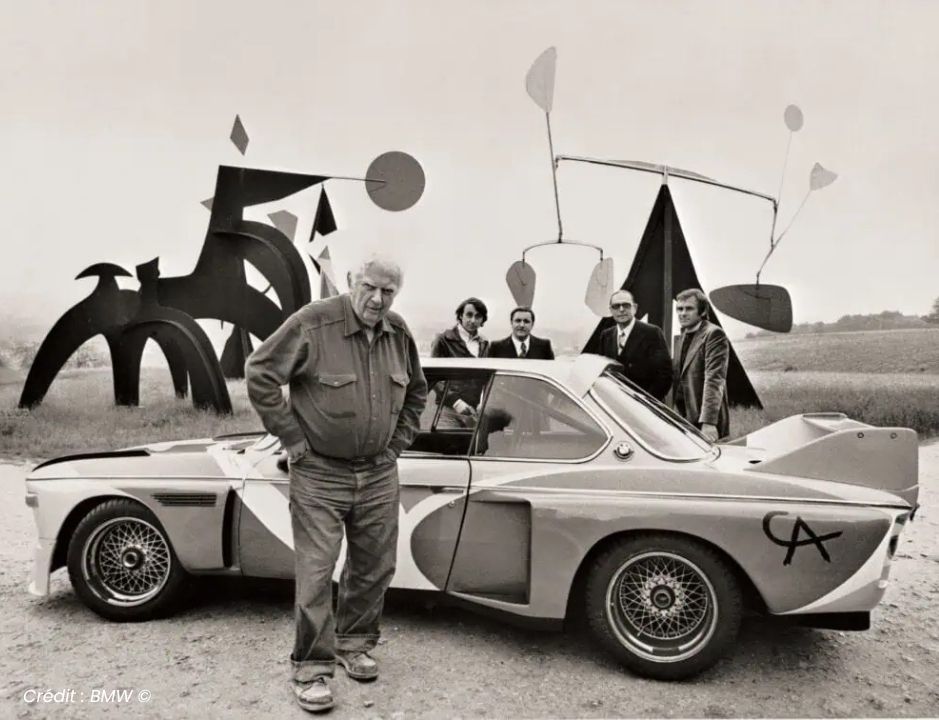 BMW Art Car avec 4 hommes