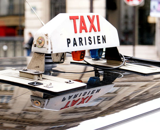 The Parisian taxi sign